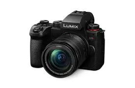 Panasonic Lumix DC-G9 II+G 3,5-5,6/12-60 mm ASPH Power OIS schwarz, Kamerakit